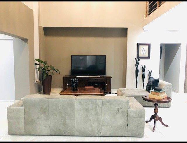 4 BEDROOM HOUSE FOR SALE IN COPPERLEAF ESTATE